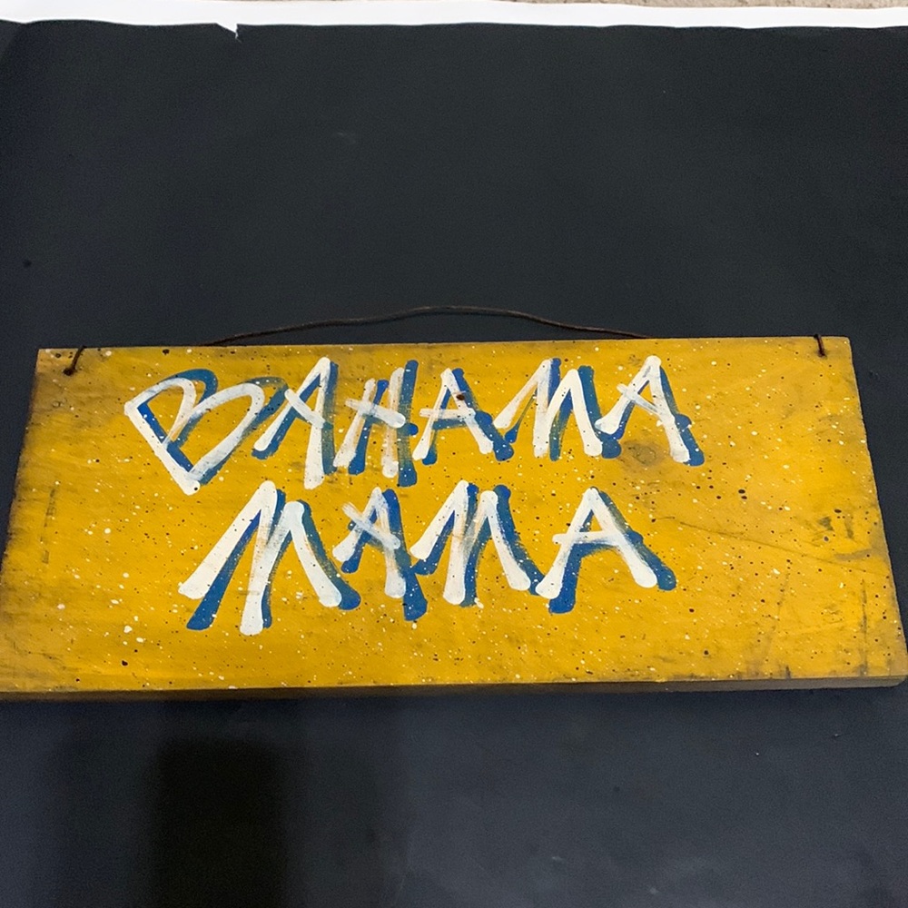 Bahama Mama Sign